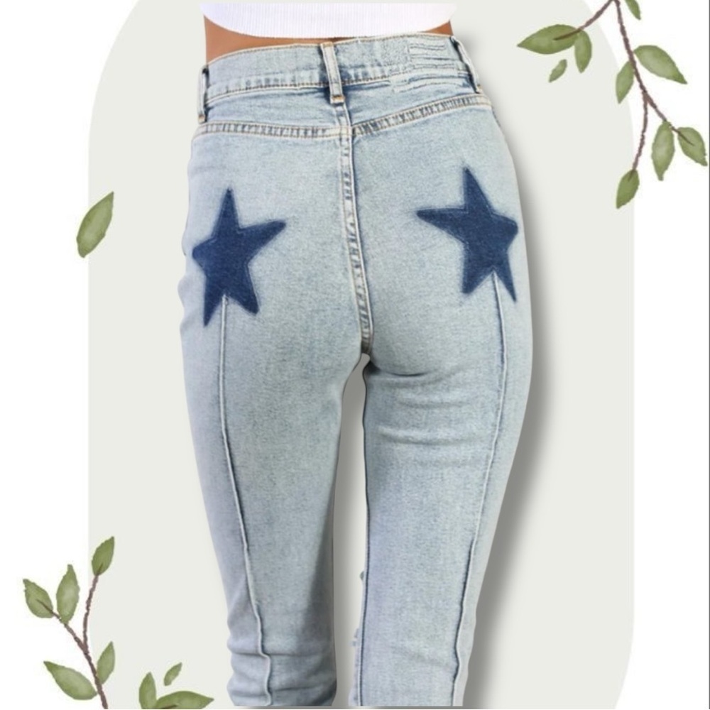 REVICE Uptown Rising Star High Rise Distressed Light Denim Blue Jeans- Size 26